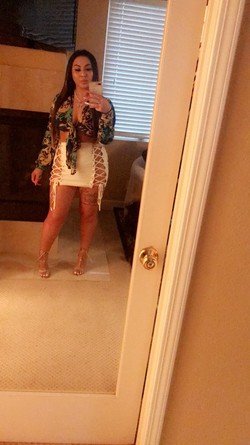 jenny_deluxe_ent_escort_image