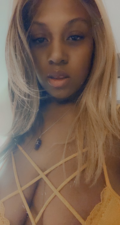 Uniquehustle_27_escort_image