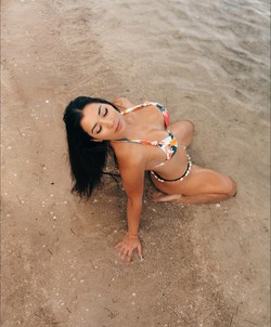 Analia321_escort_image