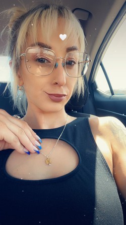 KylieKarson_escort_image