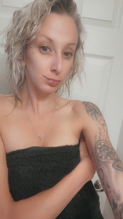 KylieKarson_escort_image