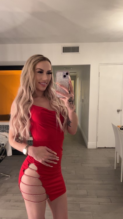 MsKali66_escort_image