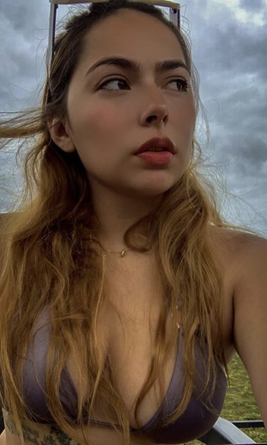 Liliana_escort_image