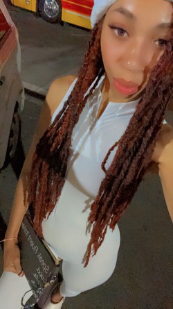 TheeSparkalAmor_escort_image