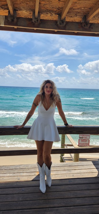 Image - 6 of Journeyrosexxx