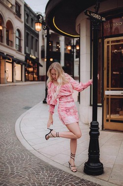 Image - 1 of Nelly1208