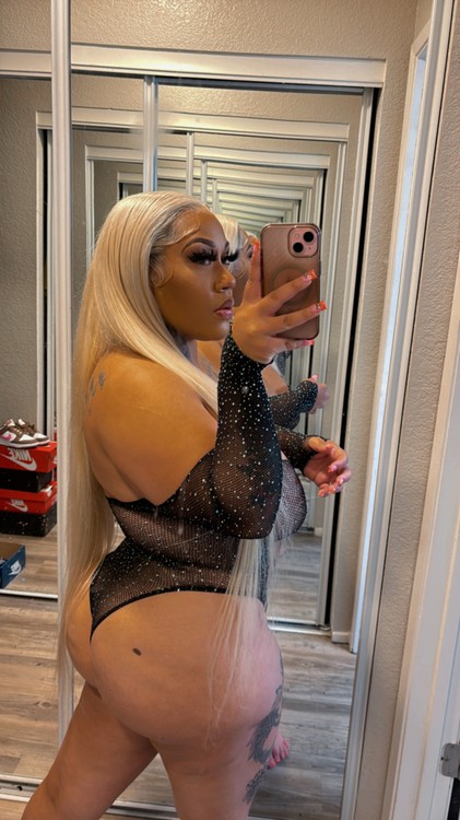 Image - 4 of Hunnymichelle