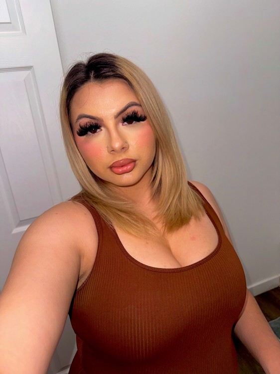 Image - 1 of Selenababyyyy