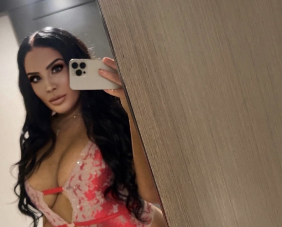 Image - 1 of VipEmilyBrooks